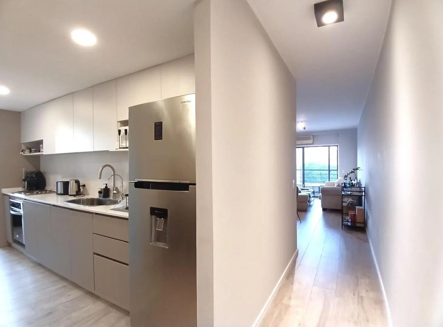 Departamento 3 Ambientes con balcón, cochera y pileta en Belgrano 3