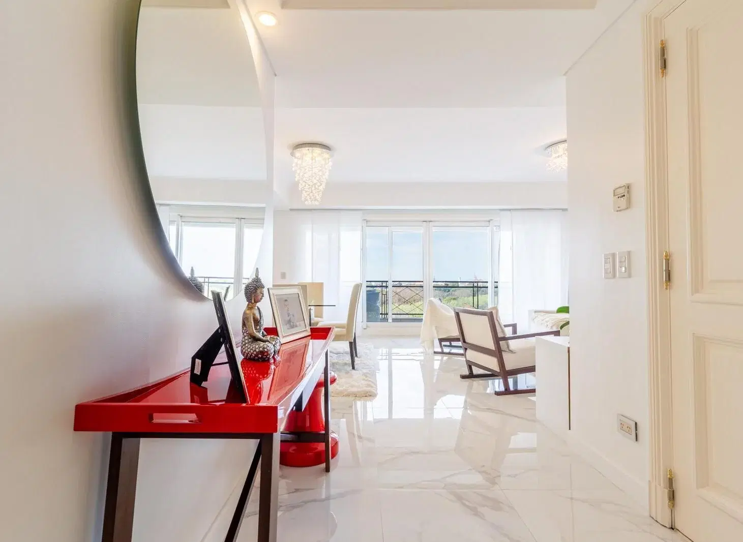 VENTA de departamento 3 ambientes c/cochera en Chateau, Puerto Madero 4