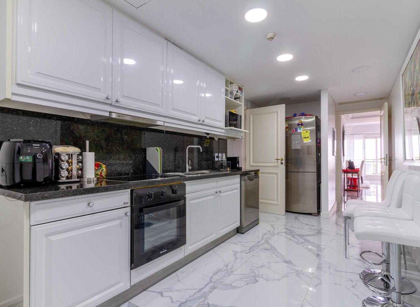 Foto de VENTA de departamento 3 ambientes c/cochera en Chateau, Puerto Madero, imagen 5
