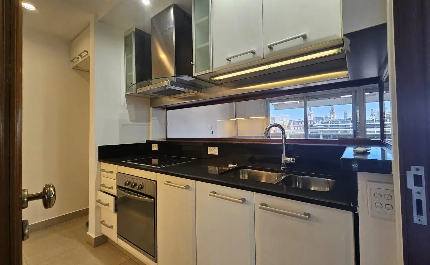 Venta o alquiler departamento de 3 ambientes c/cochera en BA Houses, Puerto Madero 4