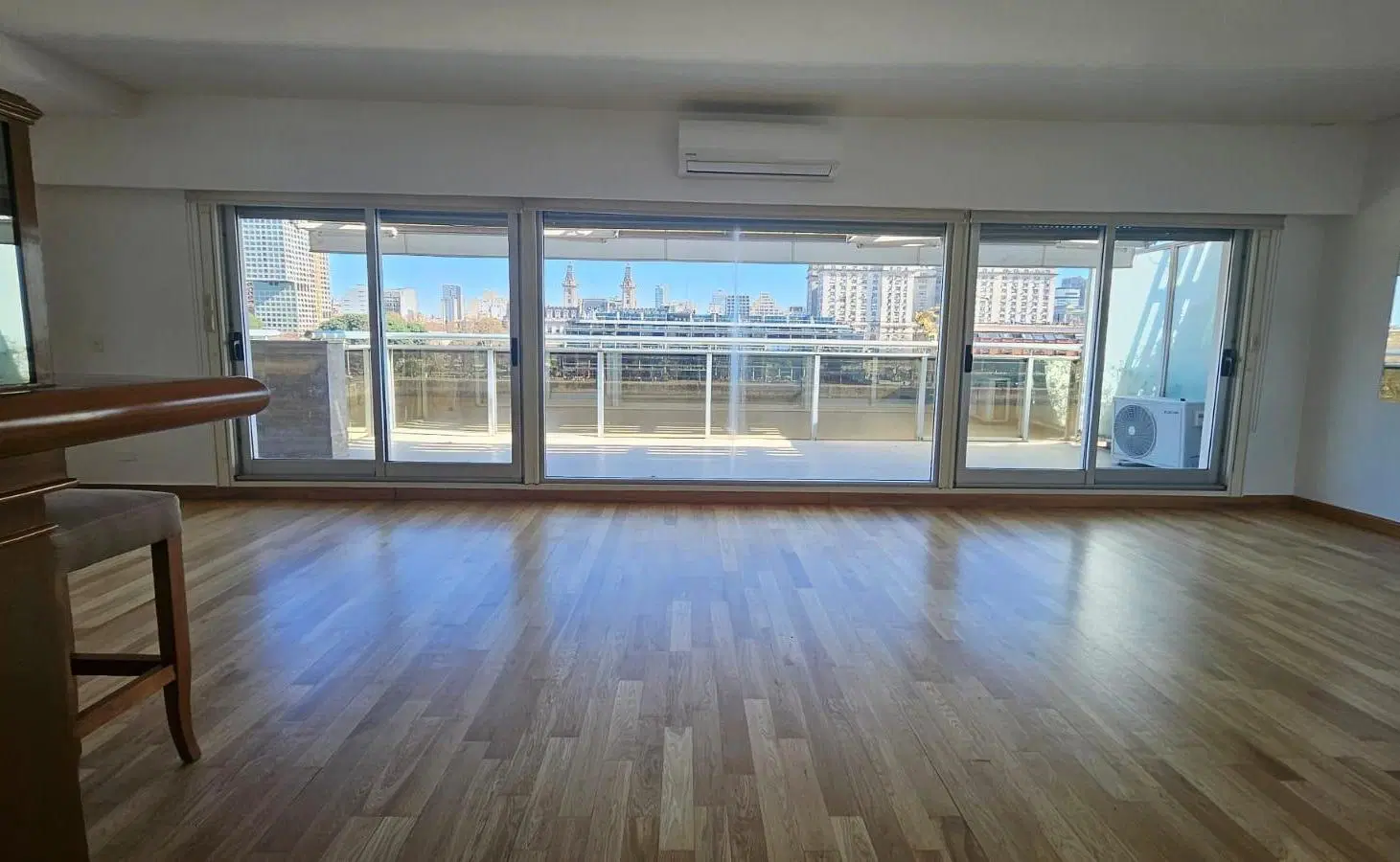 Venta o alquiler departamento de 3 ambientes c/cochera en BA Houses, Puerto Madero 2