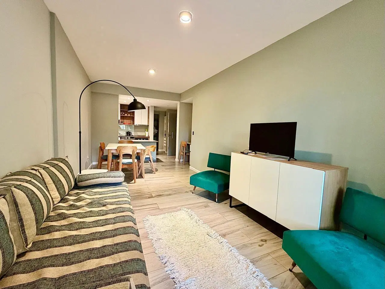 Venta de monoambiente amoblado en Caballito 5