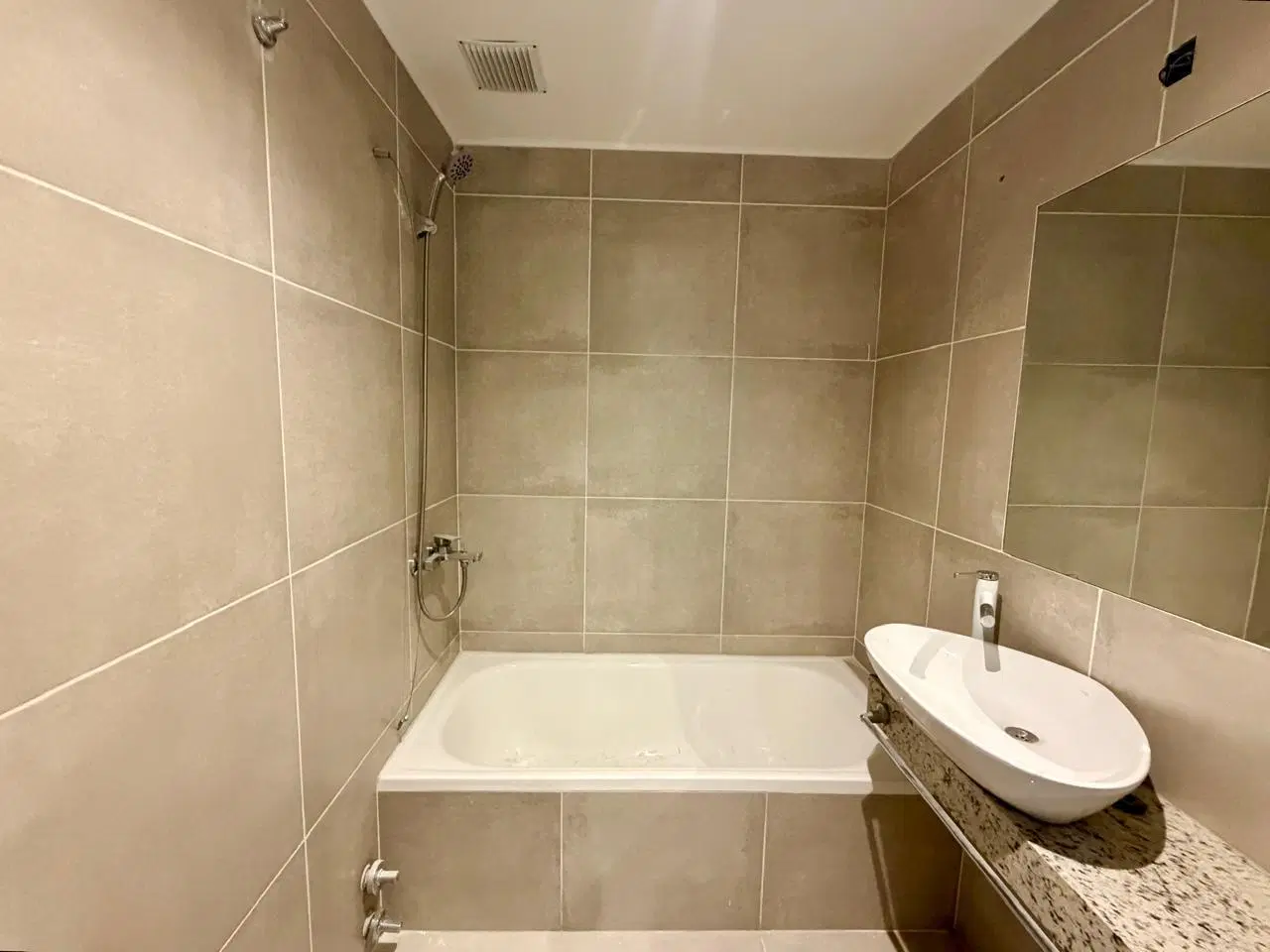 Departamento en venta de 2 ambientes con cochera en Caballito 5