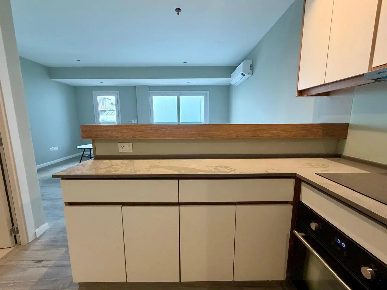 Departamento en venta de 2 ambientes con cochera en Caballito 2