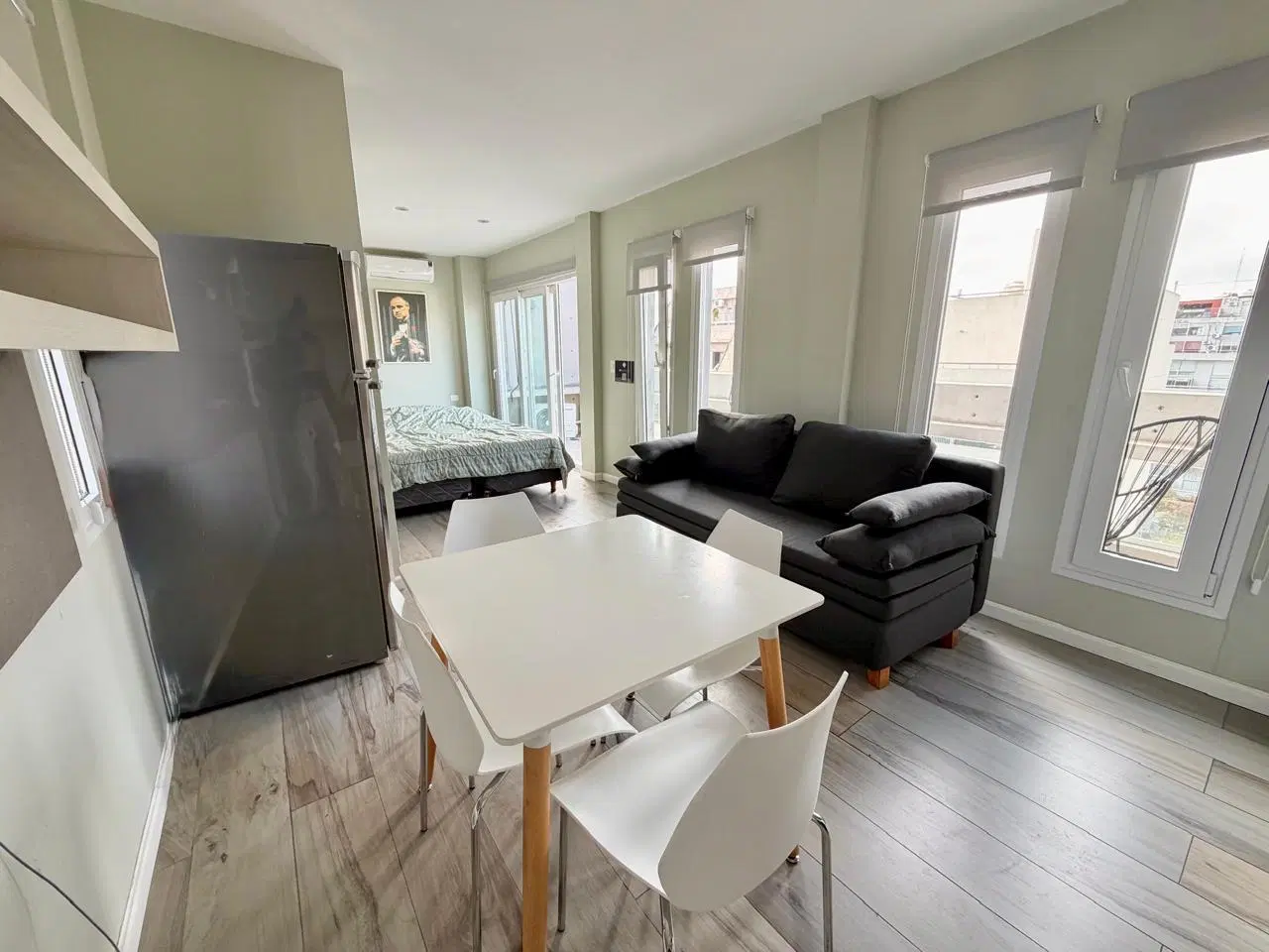 Venta de monoambiente amoblado en Caballito 2