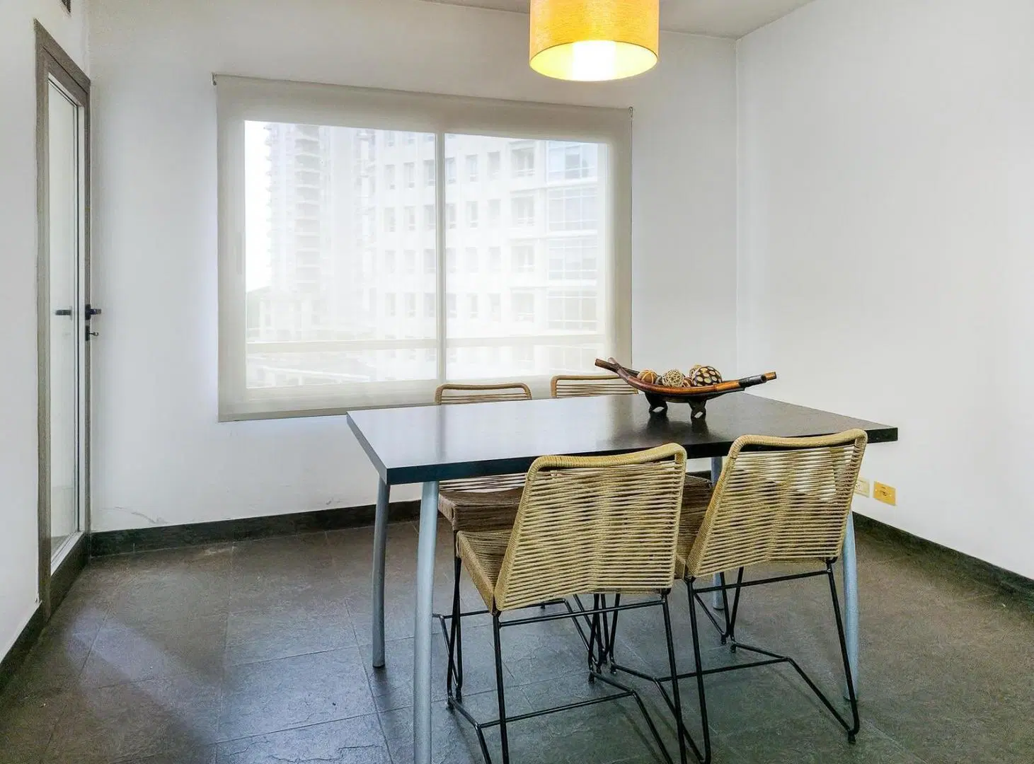 VENTA Departamento 3 Ambientes en Rio Plaza con Cochera en Puerto Madero 4