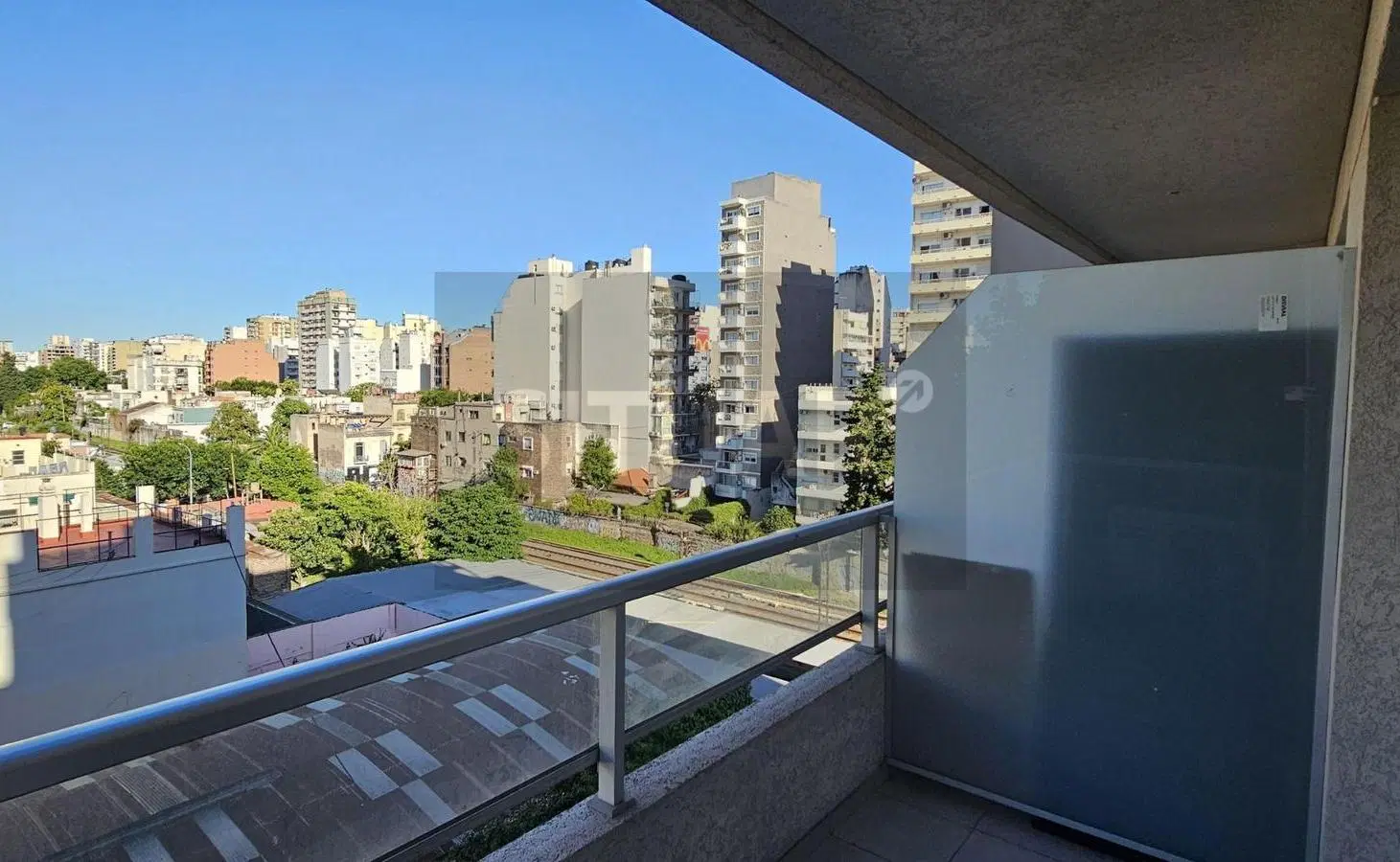 Venta Departamento Monoambiente con Balcón en Flores 2