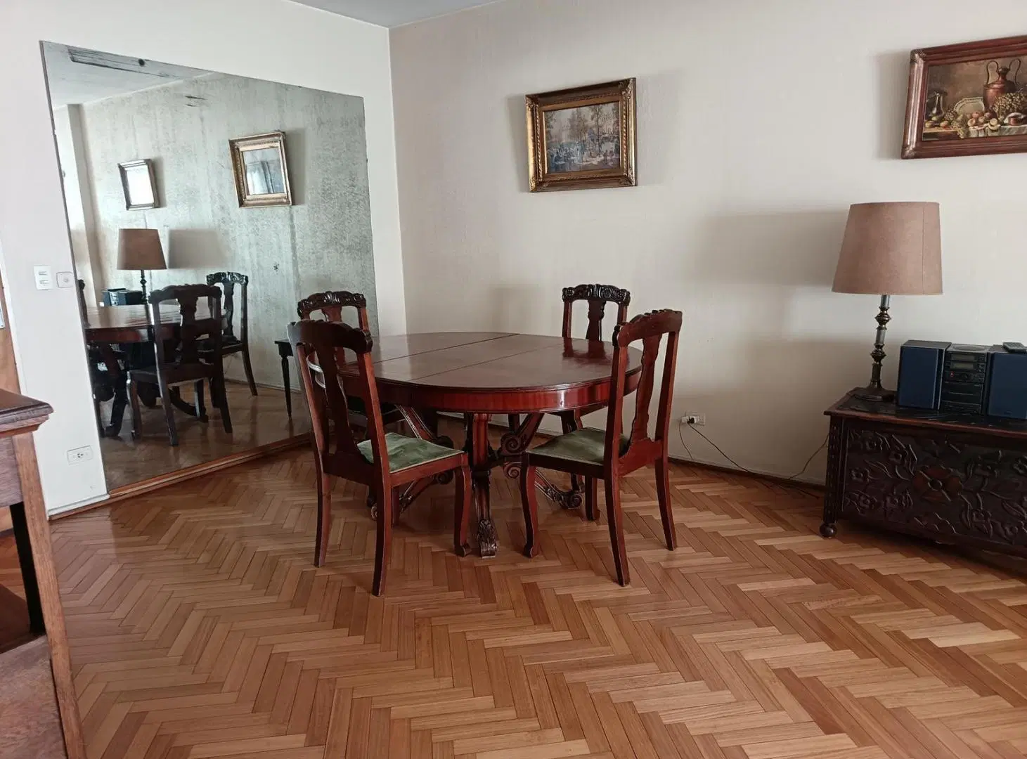 Venta Departamento de 4 ambientes en Recoleta con dependencia, cochera y baulera. 2