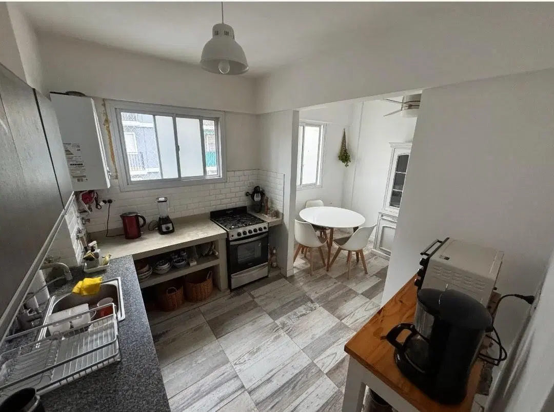 Departamento de 4 ambientes en venta en Balvanera 3
