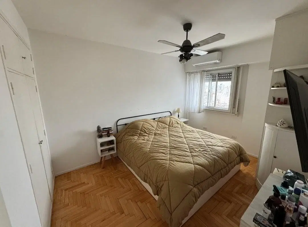 Departamento de 4 ambientes en venta en Balvanera 4