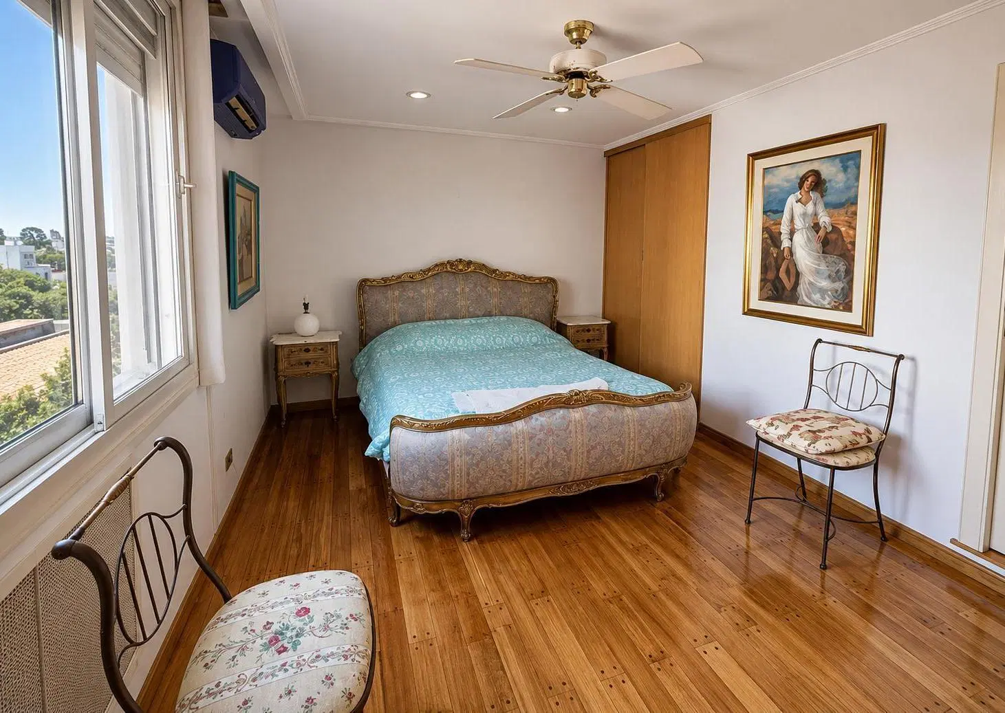 Alquiler departamento  5 ambientes amoblado en Recoleta. 5