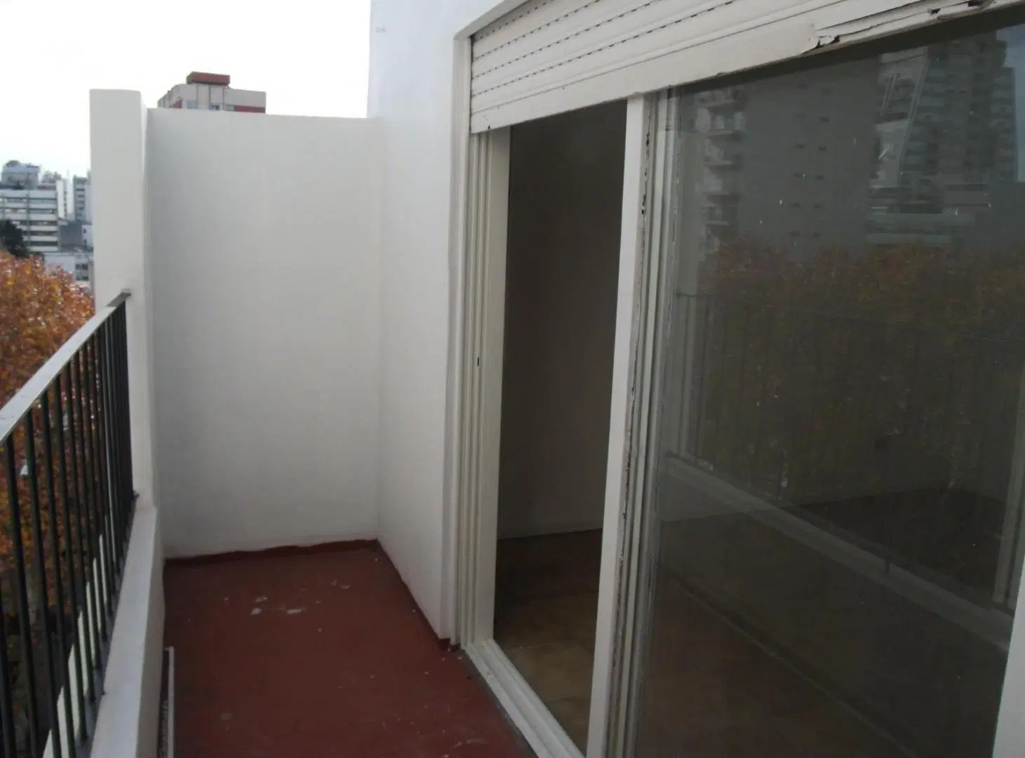 ALQUILER MONOAMBIENTE CON BALCÓN EN ALMAGRO / SIN EXPENSAS 2