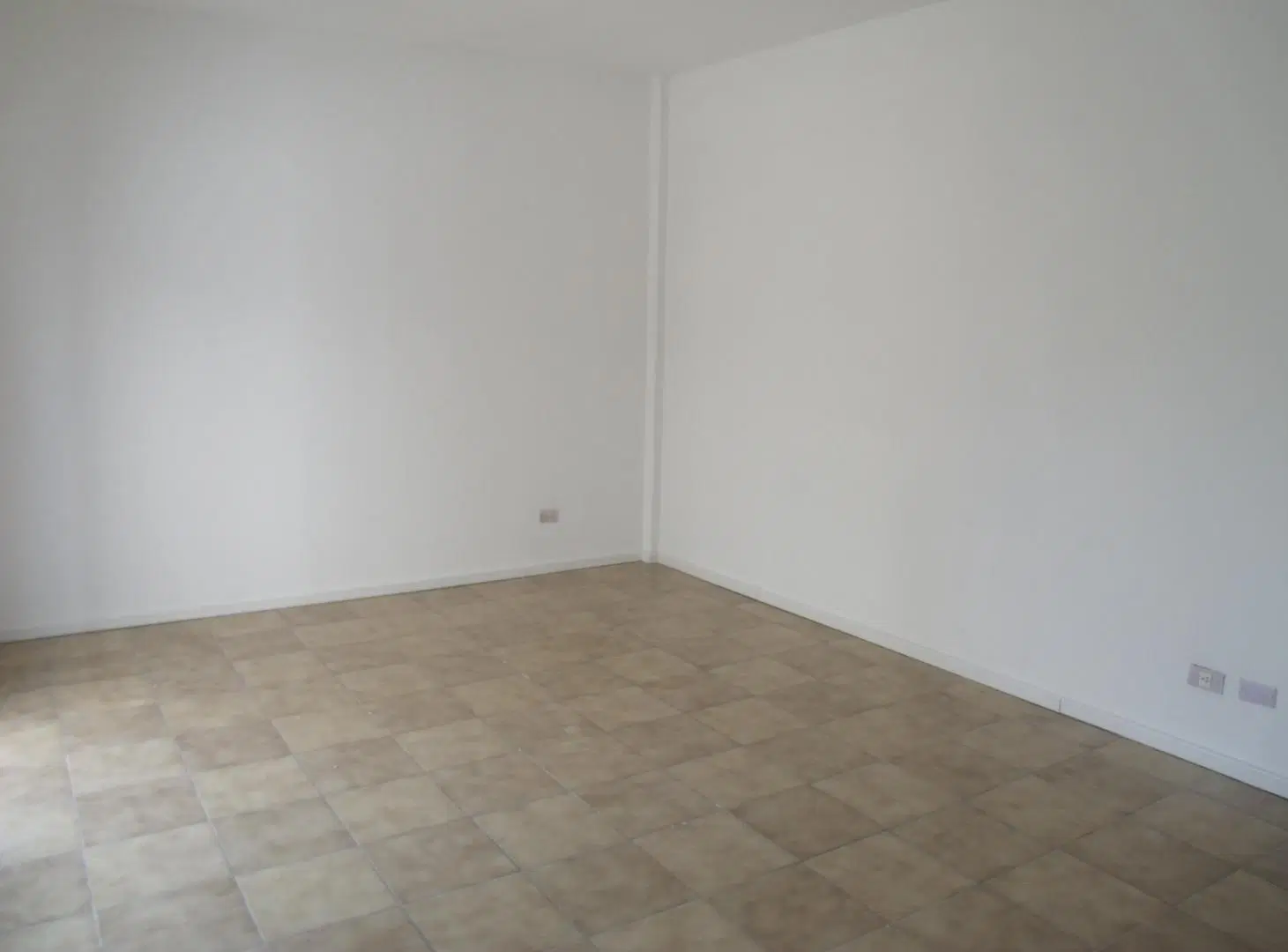ALQUILER MONOAMBIENTE CON BALCÓN EN ALMAGRO / SIN EXPENSAS 3
