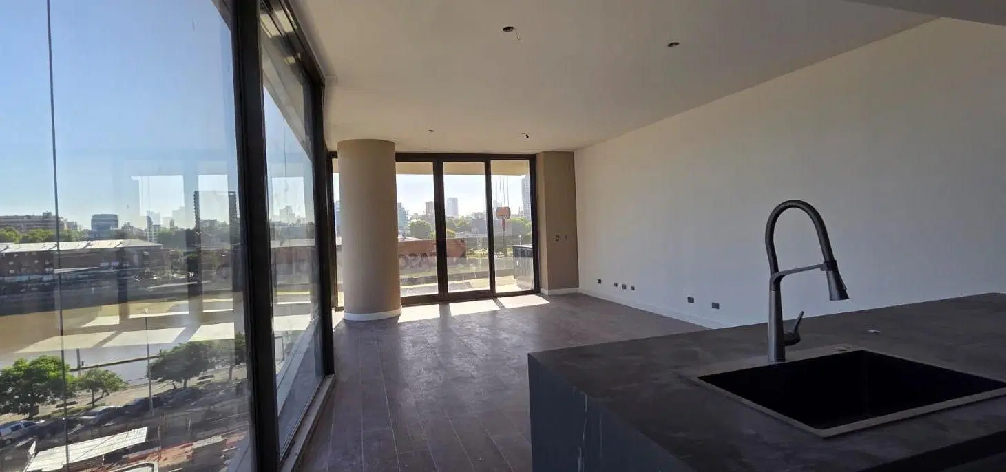 VENTA en Unica Puerto Madero -  3 ambientes con cochera - piso alto 4