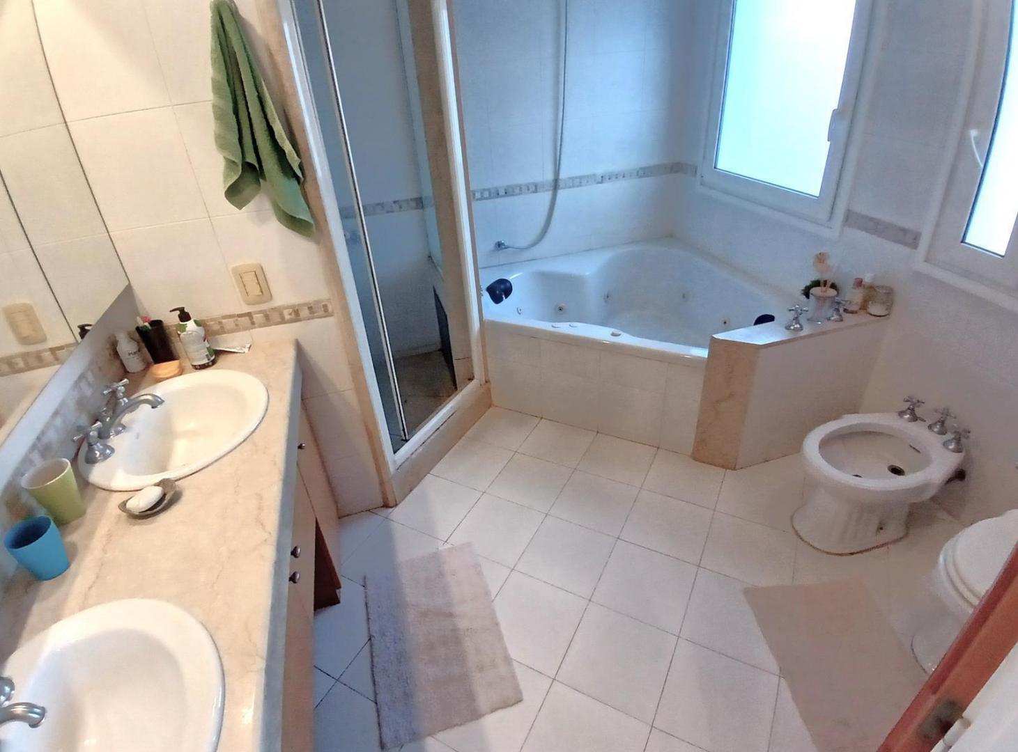 VENTA Casa 9 Ambientes con jardin, pileta, ascensor, cocheras, terrazas, parilla Núñez APTO CREDITO