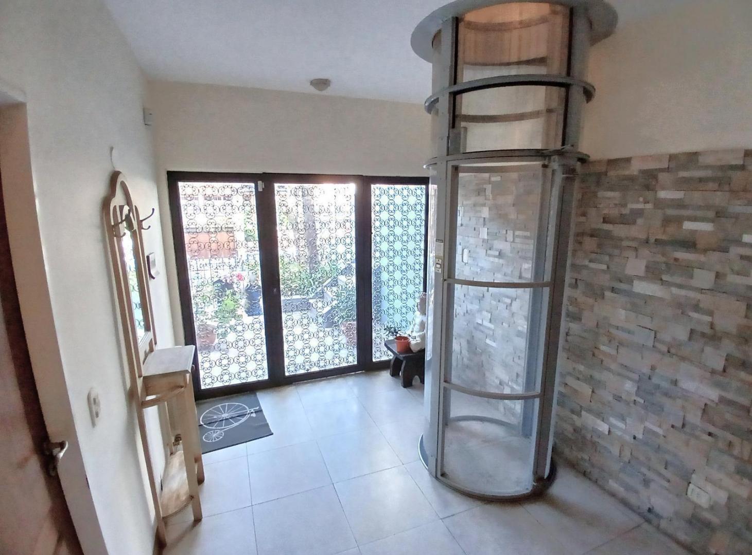 VENTA Casa 9 Ambientes con jardin, pileta, ascensor, cocheras, terrazas, parilla Núñez APTO CREDITO