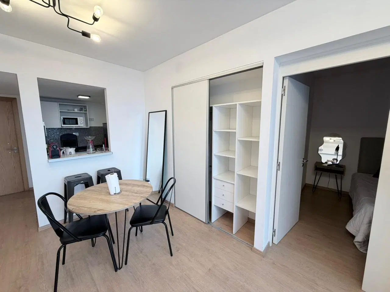 Alquiler Departamento Monoambiente con cochera en Caballito 4