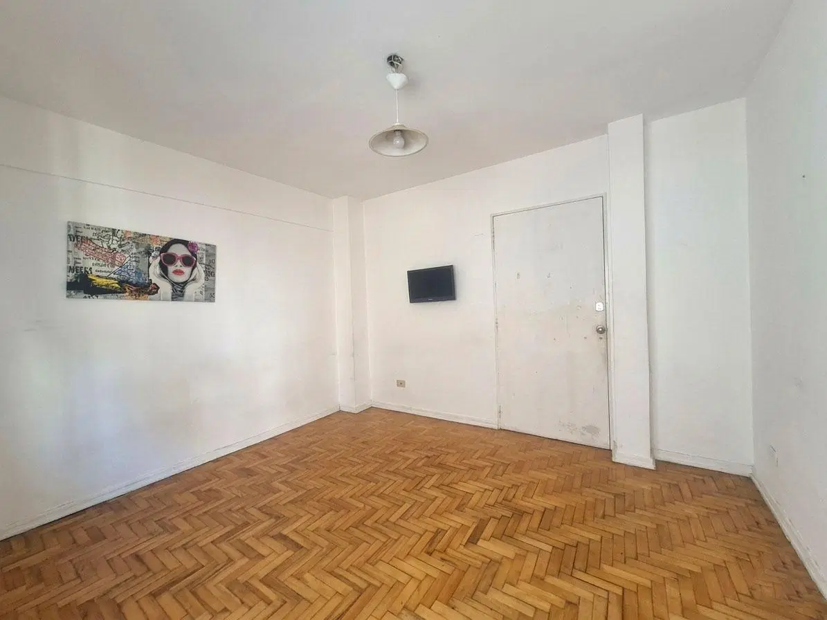 Venta Departamento monoambiente en Las Cañitas 5