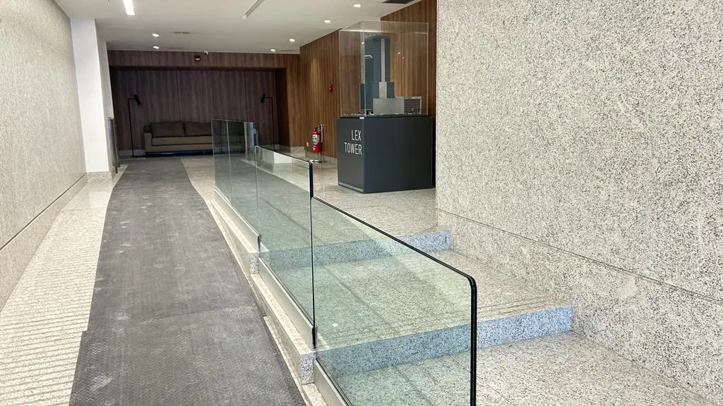 Alquiler Oficina en Microcentro a estrenar 5