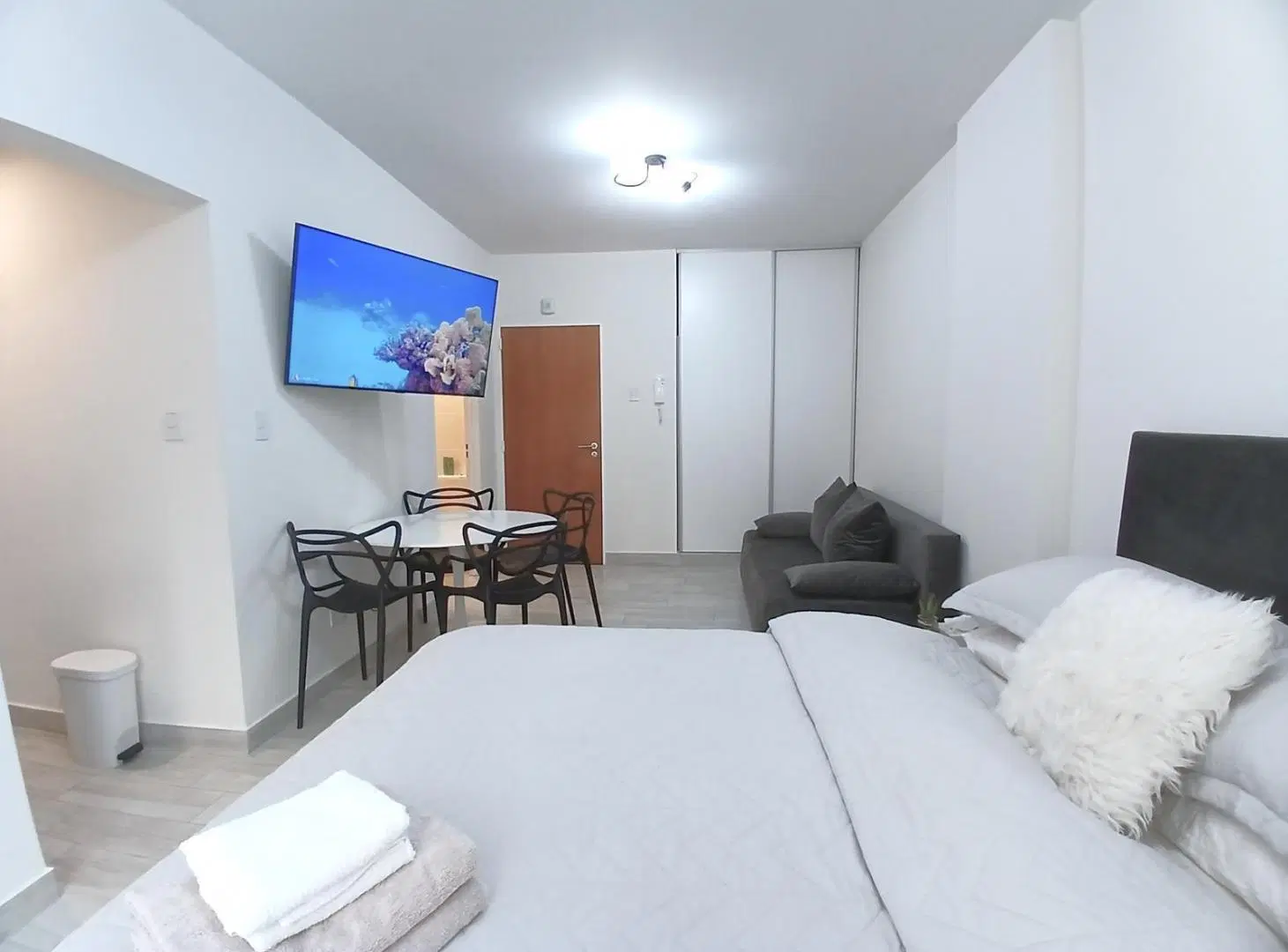 ALQUILER Monoambiente premium a Estrenar Amoblado con Balcón y FULL Amenities en Monserrat 4