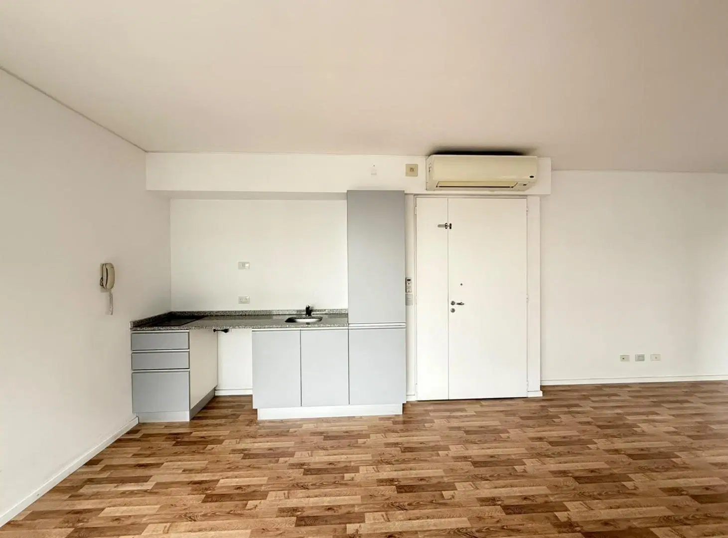 Departamento en alquiler en Quartier Madero con cochera 4