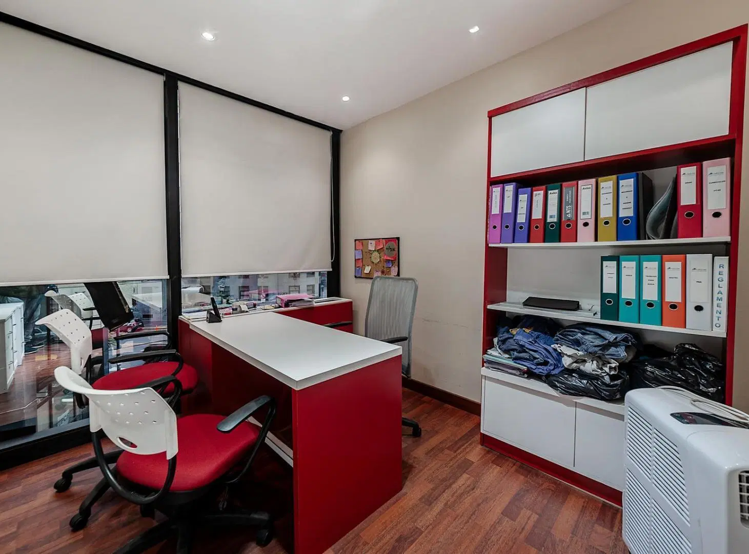 Venta de oficina en Monserrat edificio La Prensa 4