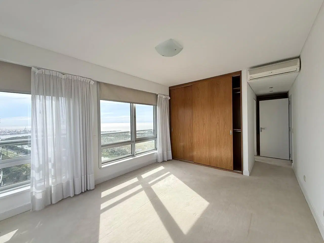 Triplex Penthouse 5 ambientes Terrazas 2 cocheras Le Parc Puerto Madero 8