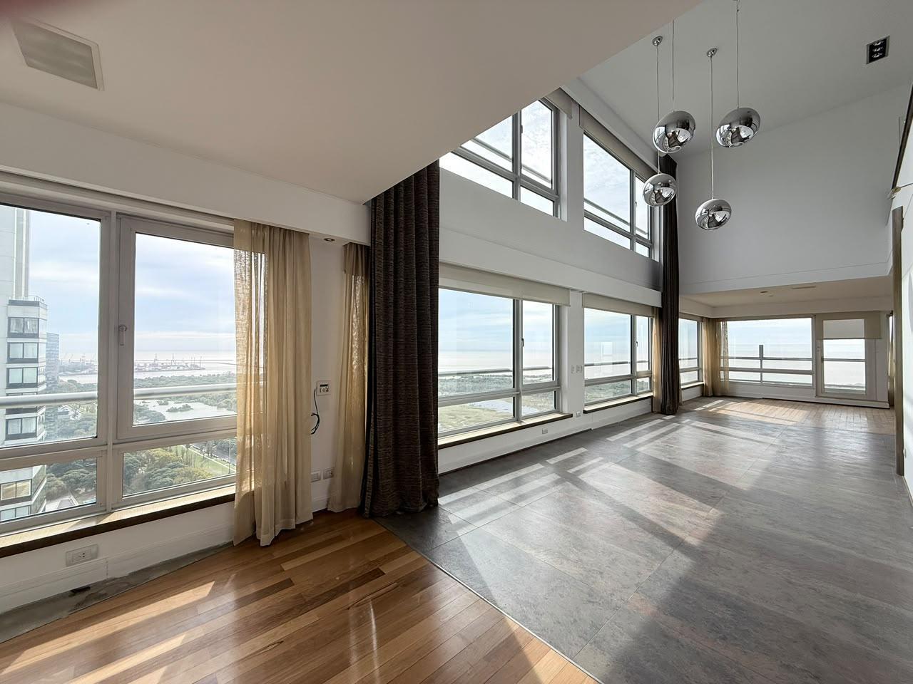 Foto de Triplex Penthouse 5 ambientes Terrazas 2 cocheras Le Parc Puerto Madero, imagen 1