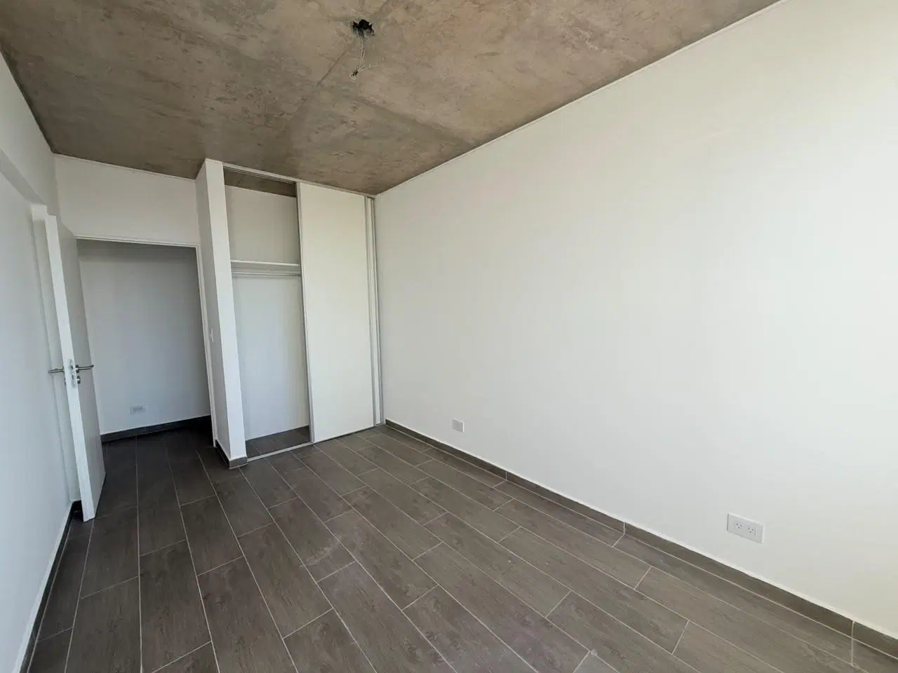 Departamento de 3 ambientes con cochera en alquiler 4