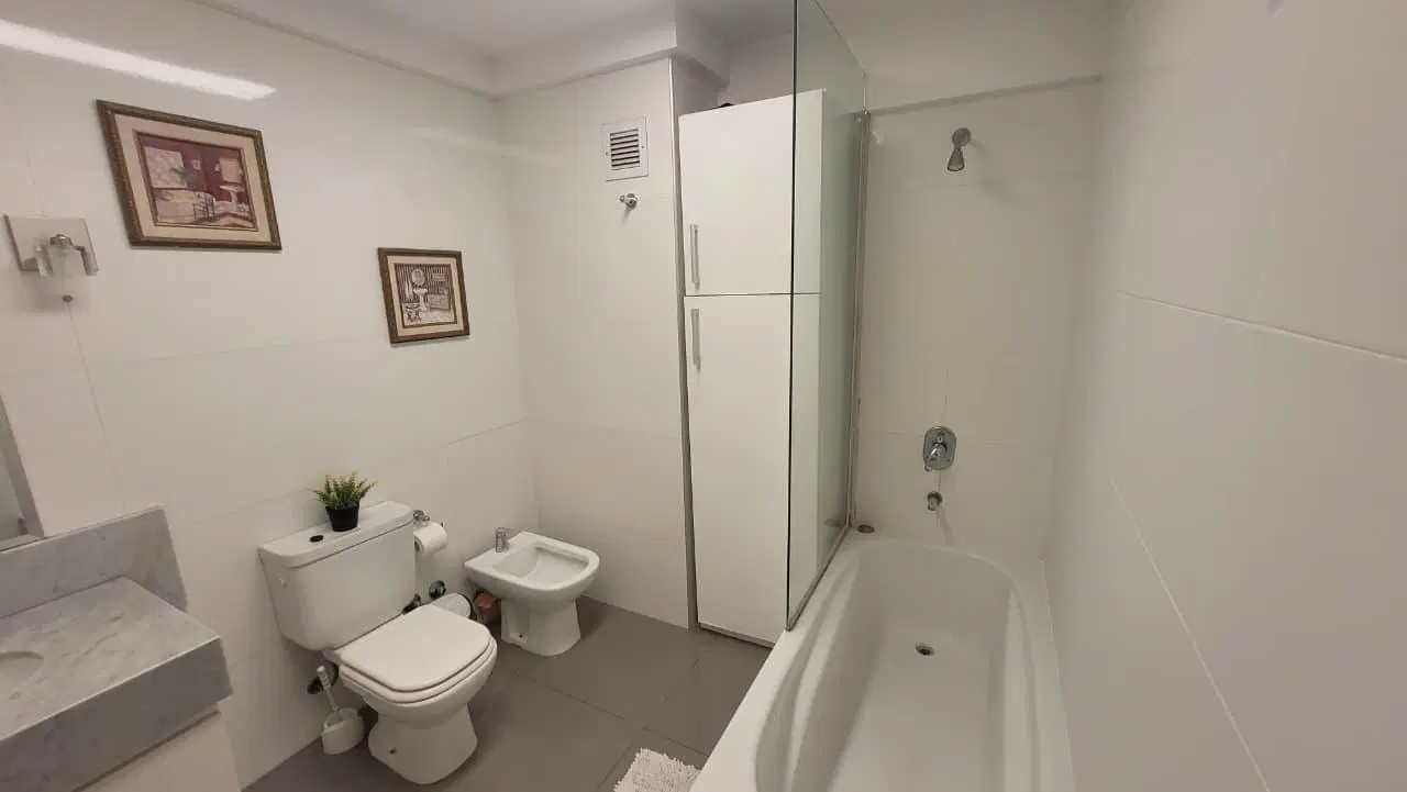 Alquiler Puerto Madero 1 amb con cochera Harbour Residences 3