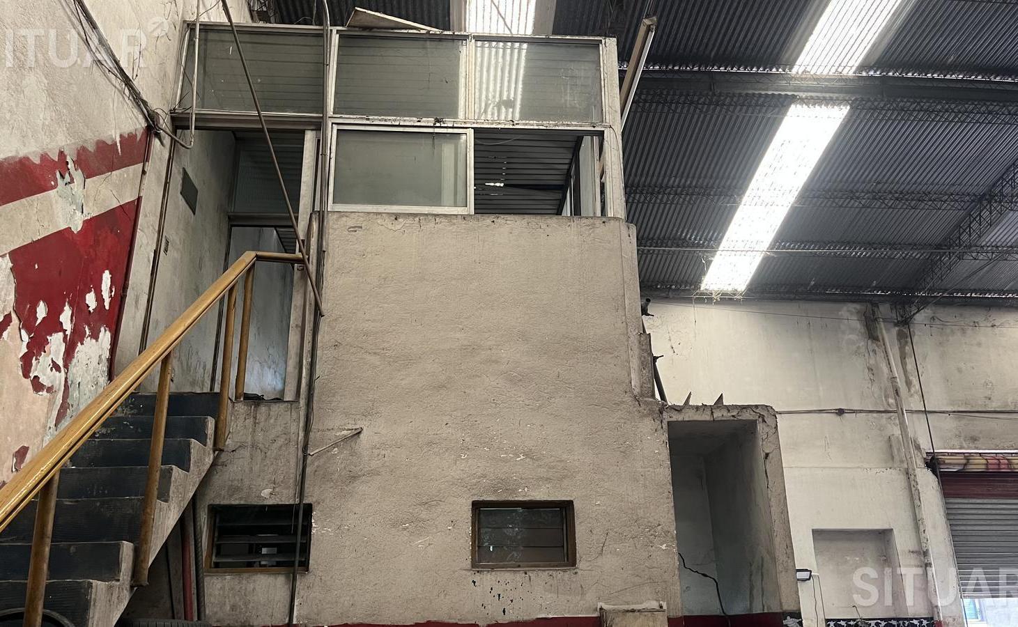 Foto de Alquiler de Galpón en La Boca, imagen 1