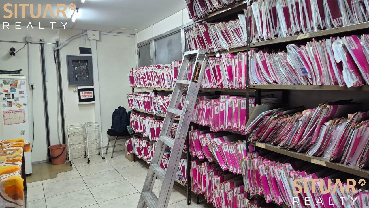Foto de Venta Oficina 5 ambientes, en Monserrat, imagen 4