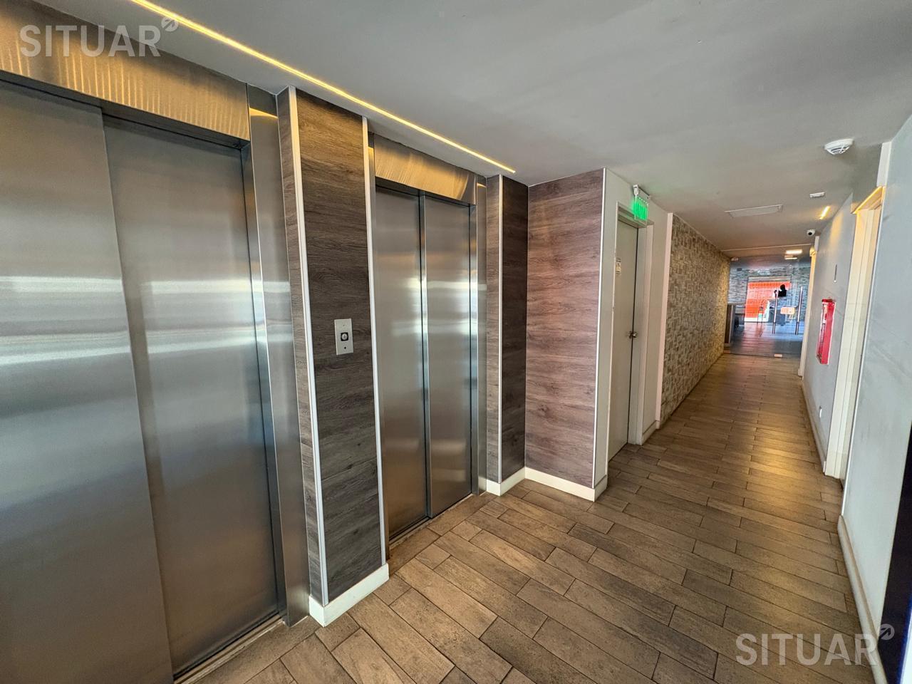 Foto de Venta departamento con balcón en San Cristobal, imagen 4
