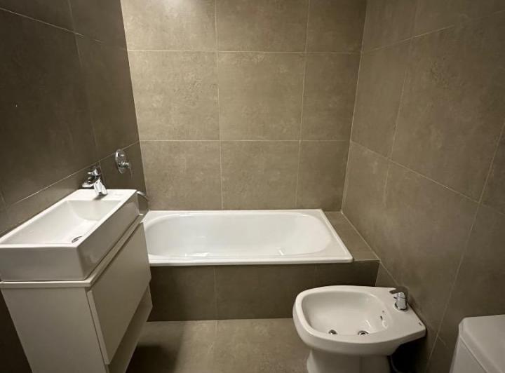 Monoambiente alquiler con balcon a estrenar 5