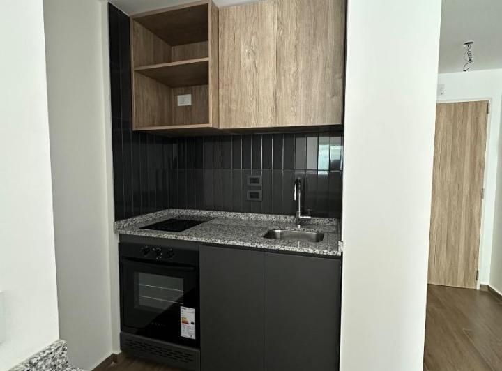 Monoambiente alquiler con balcon a estrenar 3