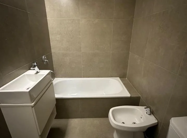 Monoambiente alquiler con balcon a estrenar 5