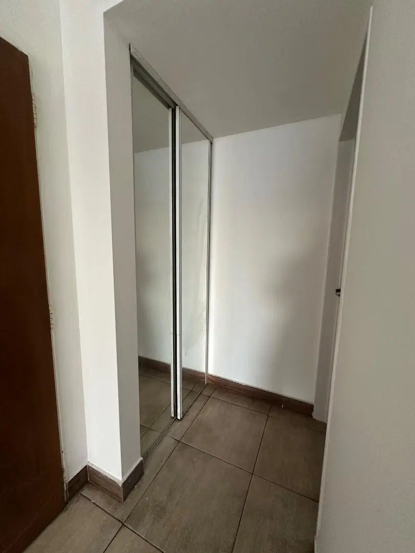 Monoambiente al frente con balcon 3