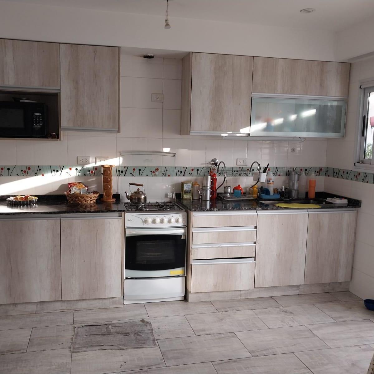 Foto de Apto Crédito! TRES AMBIENTES - REFACCIONADO A NUEVO - EXCELENTE, imagen 4