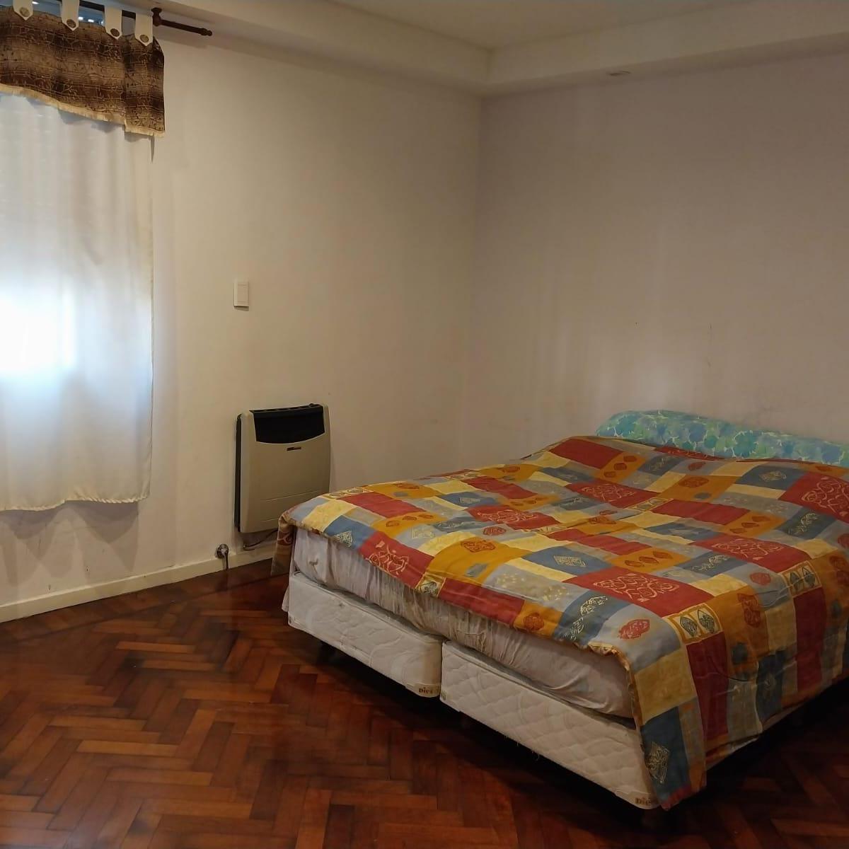 Foto de Apto Crédito! TRES AMBIENTES - REFACCIONADO A NUEVO - EXCELENTE, imagen 3
