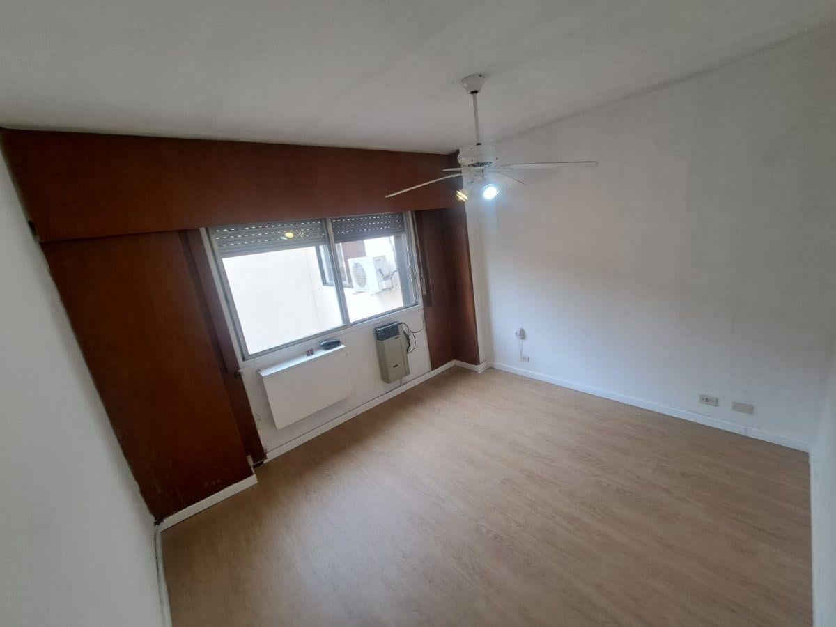 Foto de Alquiler! Depto de dos ambientes en excelente ubicación., imagen 5