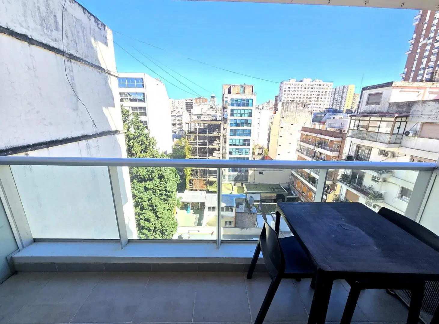 DEPARTAMENTO EN TORRE CON AMENITIES 40m2 CUBIERTOS   BALCON. SIN EXPENSAS. E-FURIO. 2