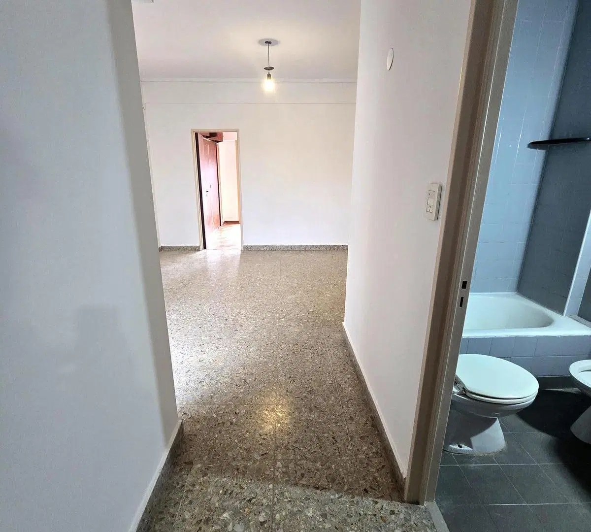 PH 2 ambientes con balcón, patio y terraza privada, primer piso, Saavedra. E-FURIO. 4