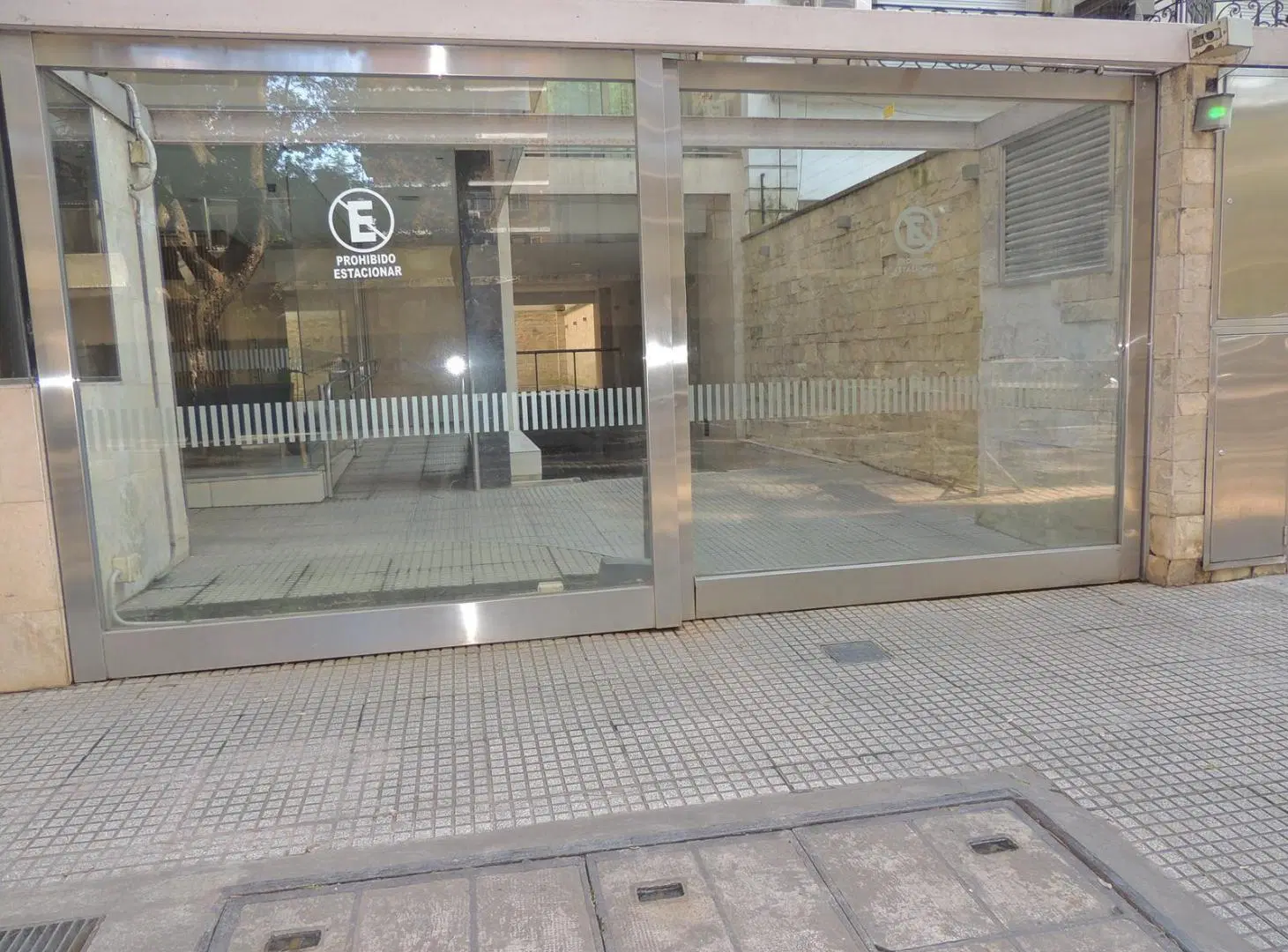 COCHERA EN ALQUILER BELGRANO PORTÓN AUTOMÁTICO, FIJA, CUBIERTA, 4TO SUBSUELO. 3