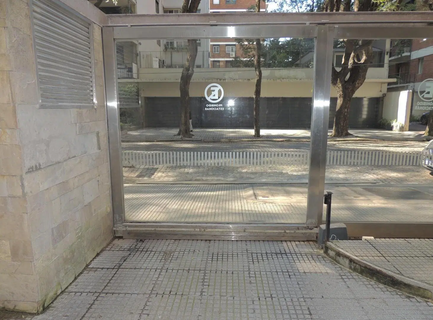 COCHERA EN ALQUILER BELGRANO PORTÓN AUTOMÁTICO, FIJA, CUBIERTA, 4TO SUBSUELO. 5