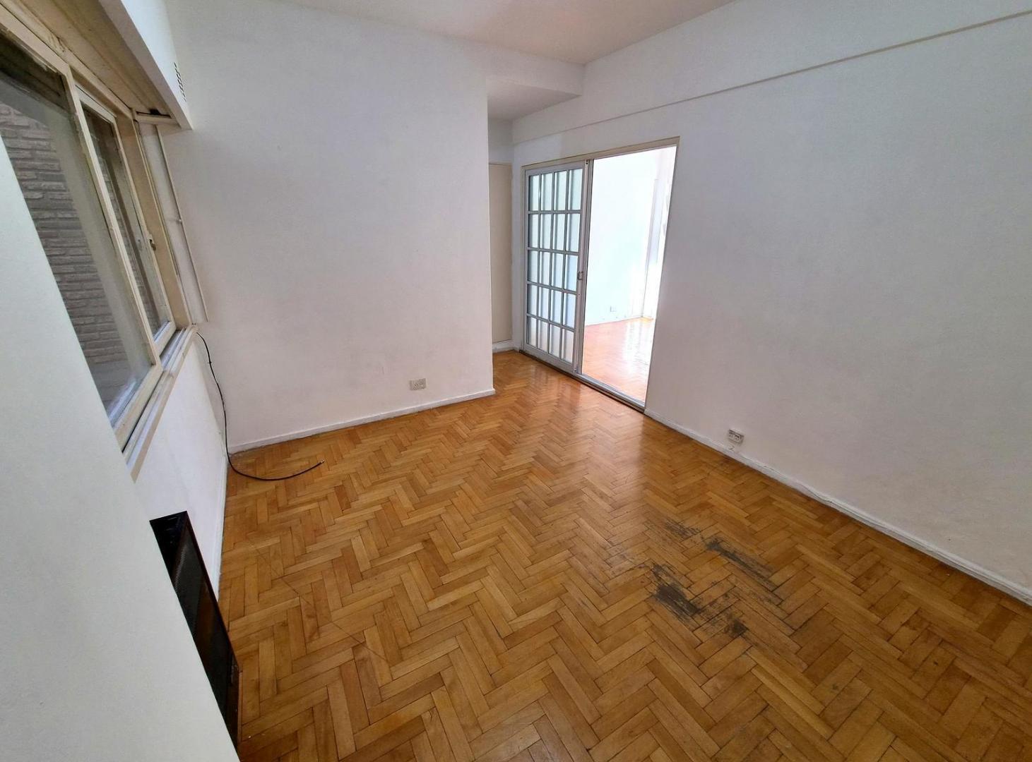 Foto de DEPARTAMENTO 2 AMBIENTES, COCINA INDEPENDENTE Y BALCON AL FRENTE, imagen 4