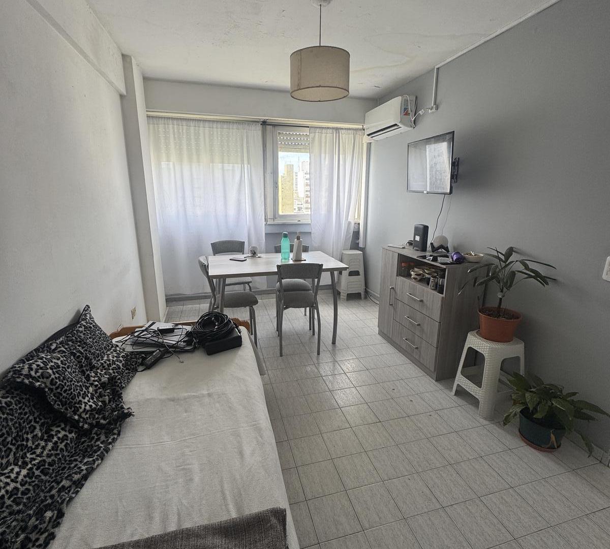 Departamento de dos dormitorios / Ideal estudiantes