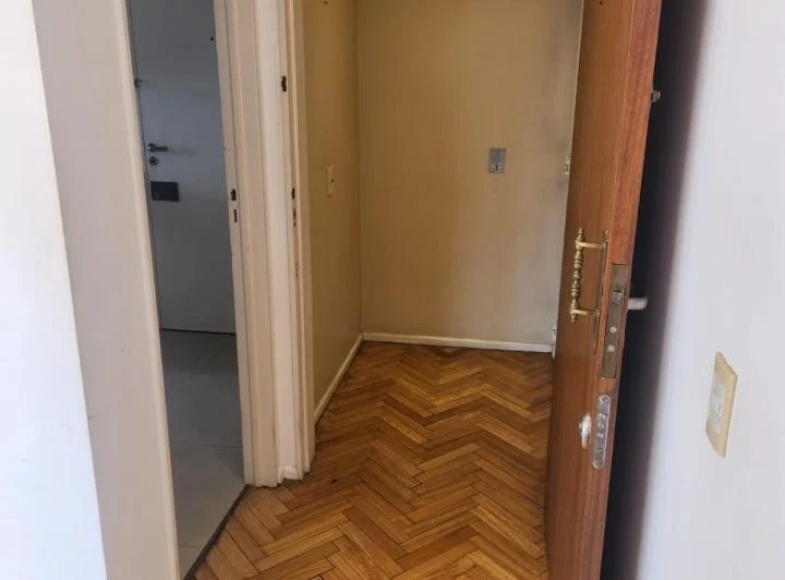 Dpto. VENTA Casa del Angel, 4 Amb. dependencia. Cochera . Baulera . Amenities 3