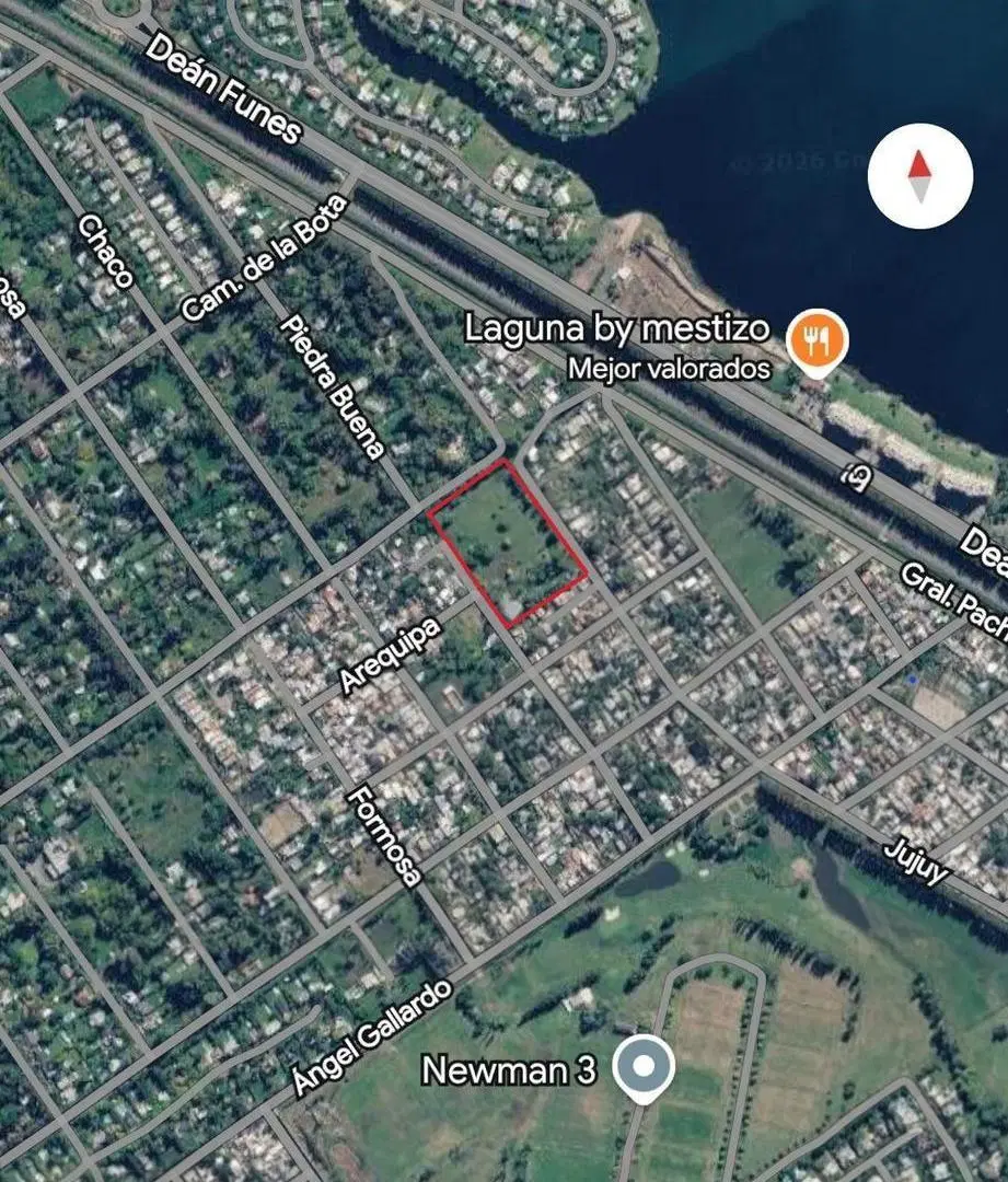 Fracción de 15.000 m2 en zonificación R1A - FOT: 1,2 - FOS: 0,6 3