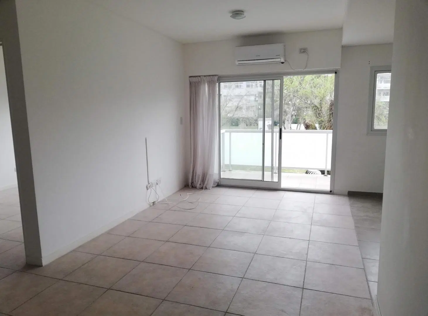 Departamento en  Complejo La Mora 4