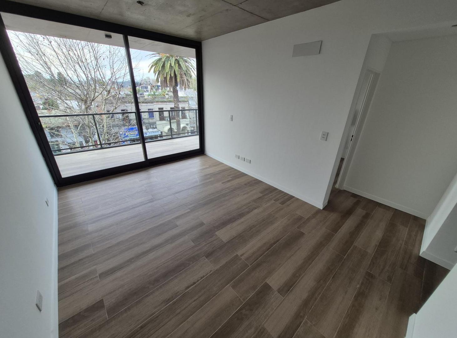Foto de Excelente departamento de 2 ambientes a estrenar con cochera y baulera, imagen 1